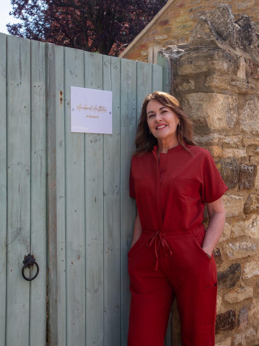 Jayne, founder of Awakened Aesthetics & Coaching